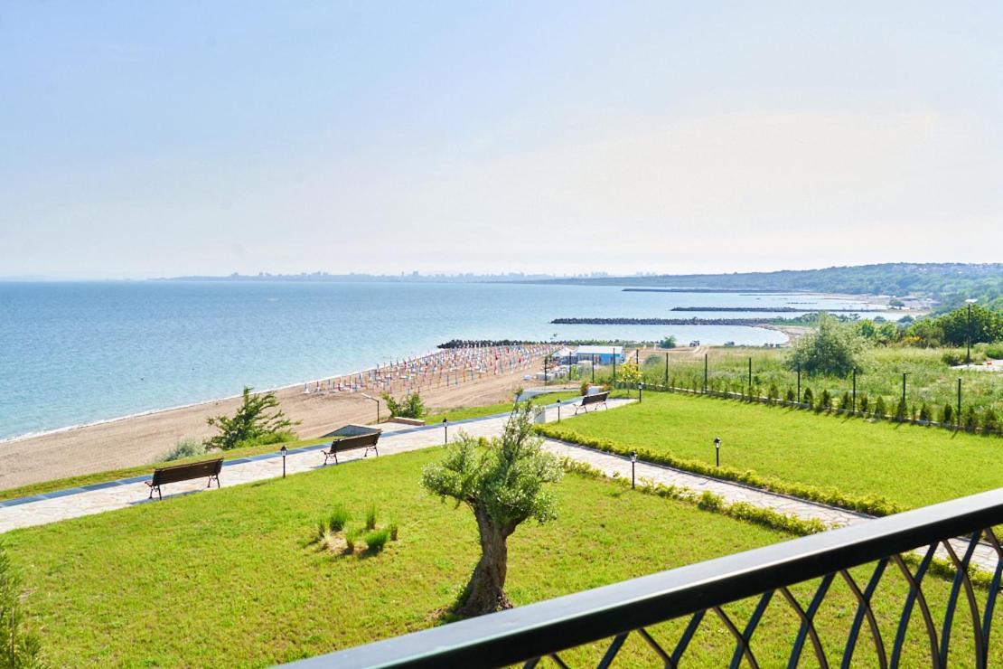 Burgas Beach Resort 2 Apartments Kültér fotó